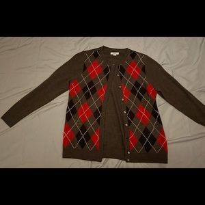 Never worn long sleeved sweater